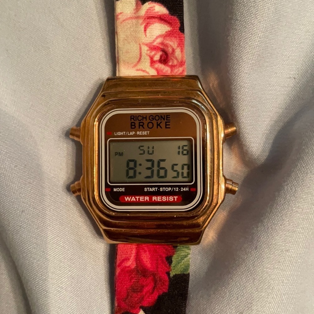 Rich Gone Broke Water Resistance Rose gold garden floral flower Watch